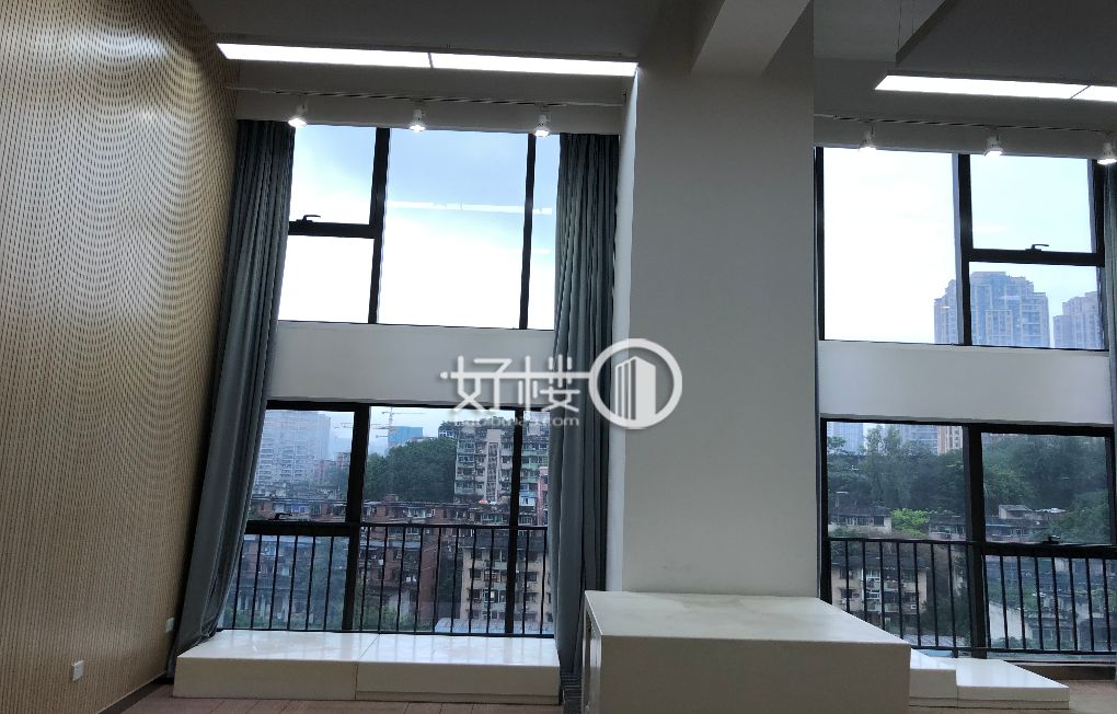 红旗河沟商圈 龙湖新壹街 小户型   交通便利m²写字楼|办公室出租|租赁/租金/图片