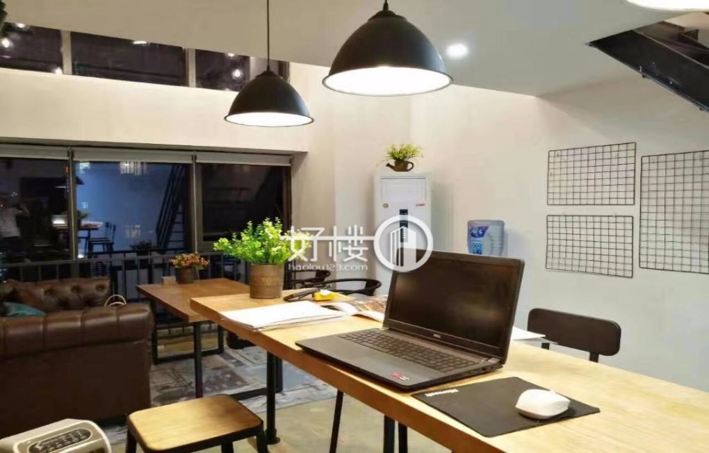 江北龙湖新壹街 精装带家具 正对电梯口 品质办公m²写字楼|办公室出租|租赁/租金/图片