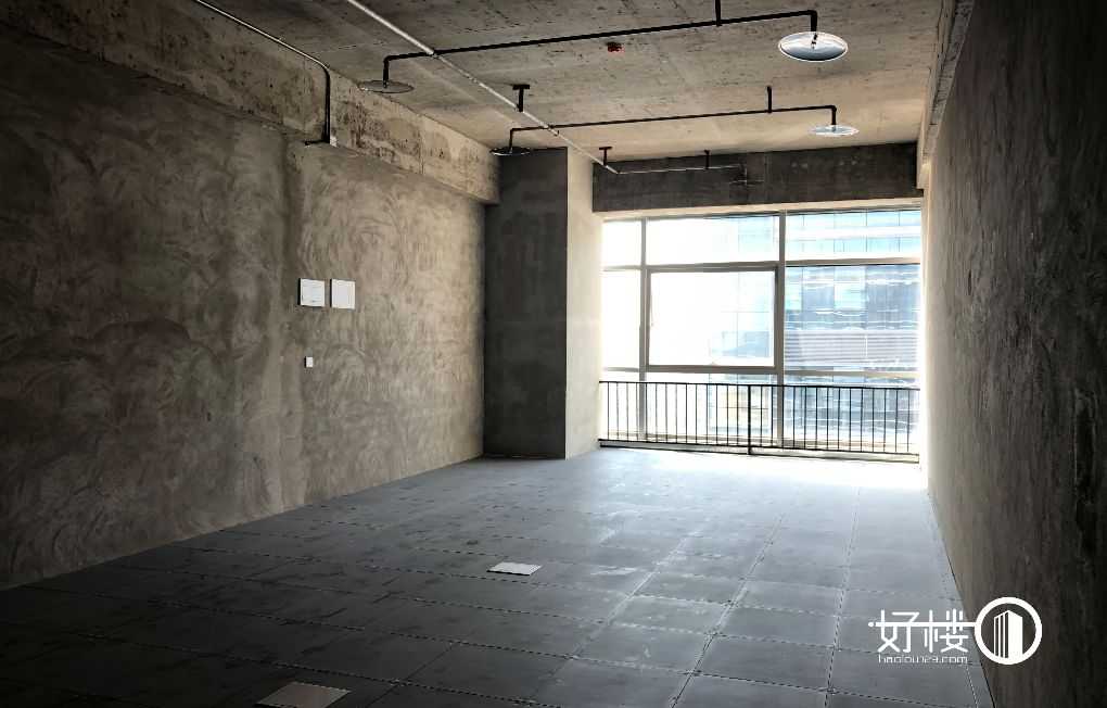 业主诚租精装带家具楼下轻轨站超大办公空间看房方便写字楼|办公室出租|租赁/租金/图片