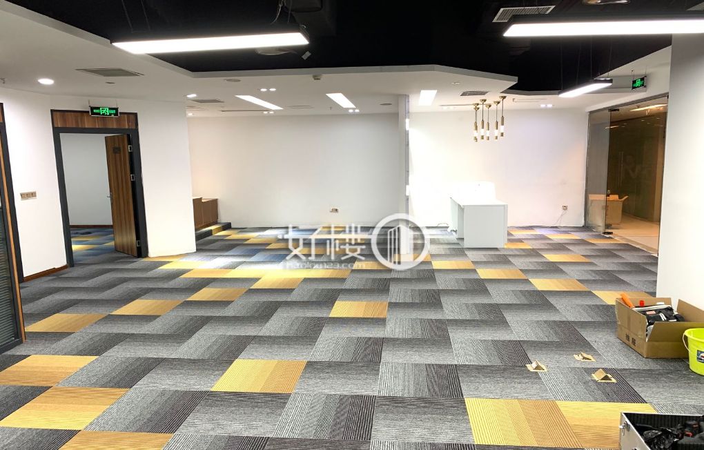大坪核心位置龙湖时代天街办公室出租户型方正m²写字楼|办公室出租|租赁/租金/图片