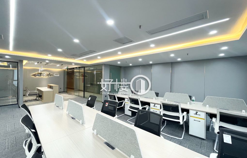 大坪商圈写字楼带家具出租，端头户型精装修m²写字楼|办公室出租|租赁/租金/图片