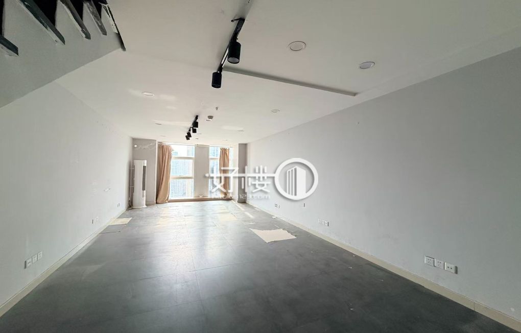 大坪龙湖天街 53平跃层公寓自带有空调 出租写字楼|办公室出租|租赁/租金/图片