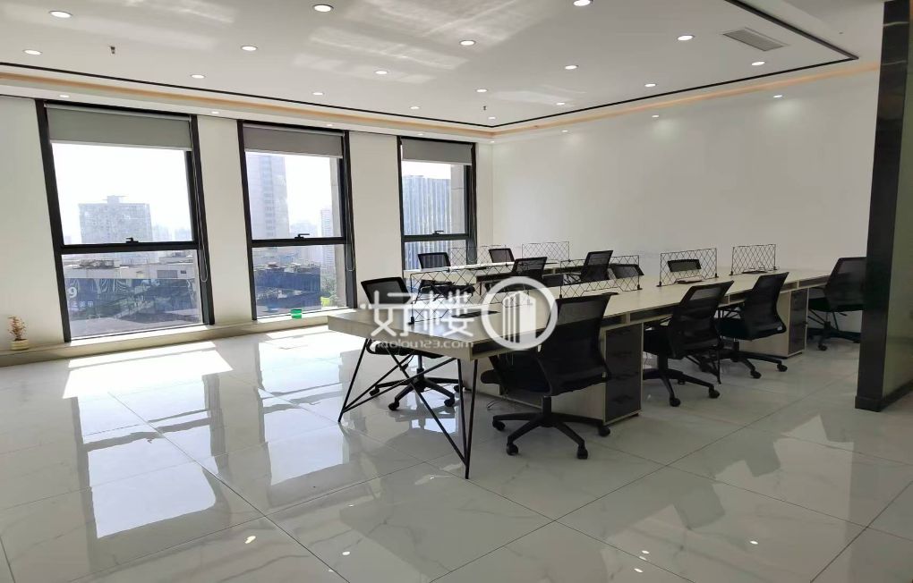 大坪龙湖时代天街带家具端头办公室出租m²写字楼|办公室出租|租赁/租金/图片