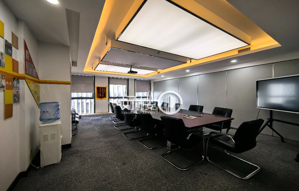 大坪丨龙湖时代天街丨两个大会议室丨带部分家具出租m²写字楼|办公室出租|租赁/租金/图片