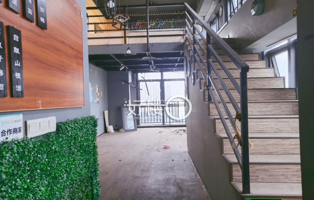 龙湖时代天街 精装端头户型 跃层户型108m²写字楼|办公室出租|租赁/租金/图片