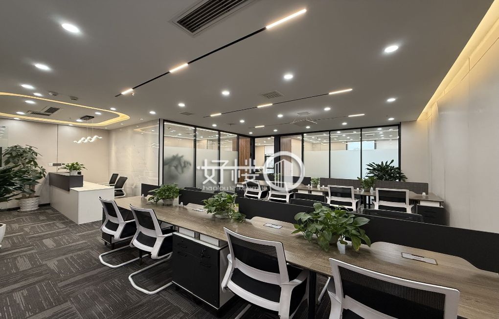 大坪轻轨站旁龙湖时代天街精装修带家具出租写字楼|办公室出租|租赁/租金/图片