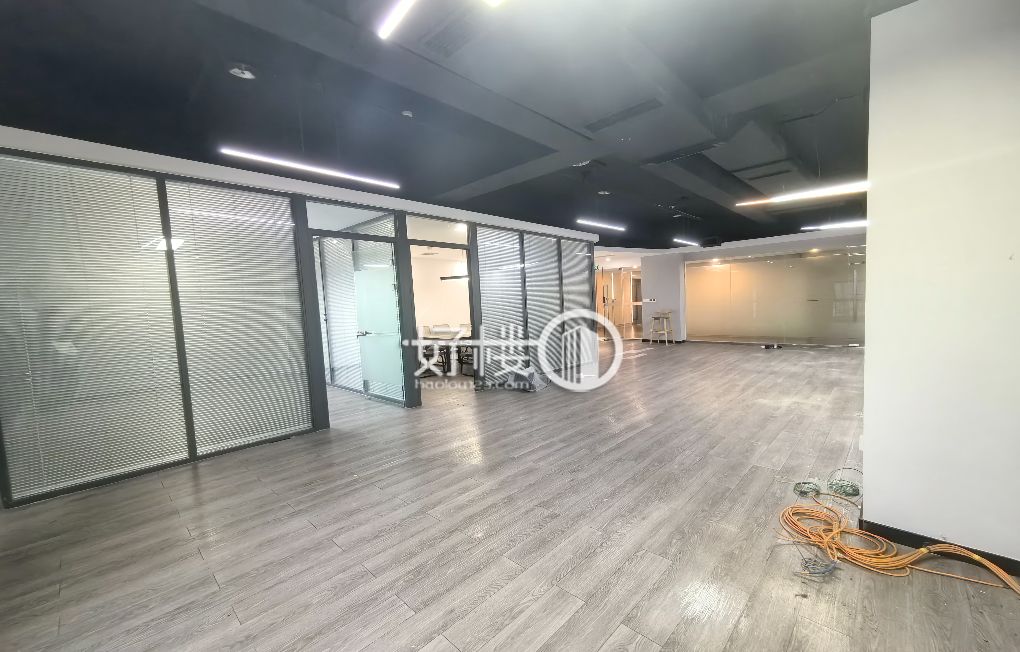 龙湖时代天街  精装带家具-大坪办公室出租,办公室租赁信息