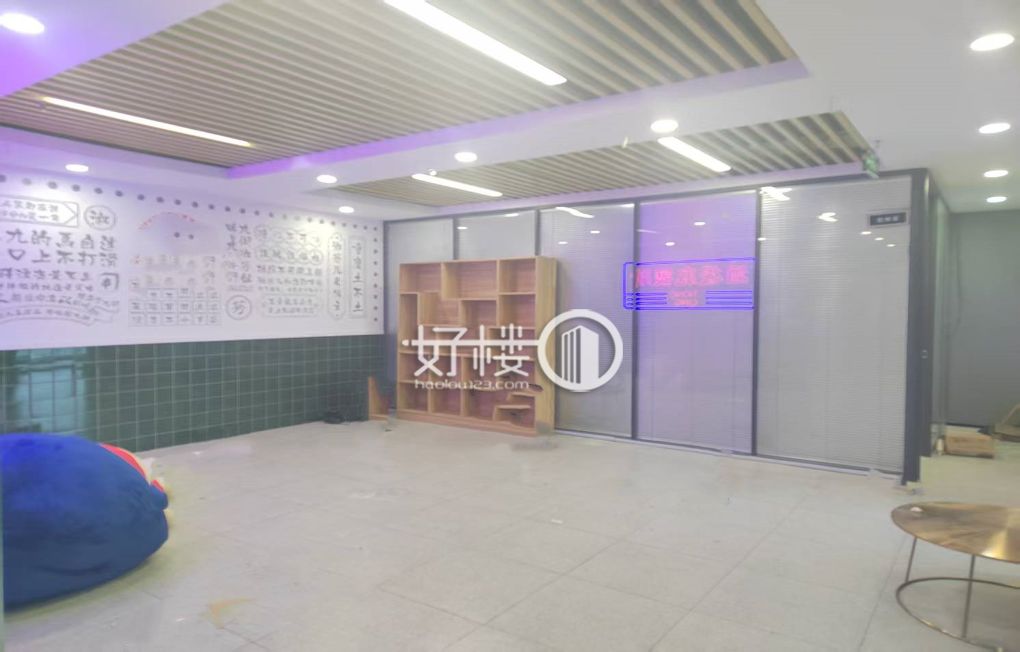 大坪轻轨站旁龙湖时代天街精装修带家具出租m²写字楼|办公室出租|租赁/租金/图片