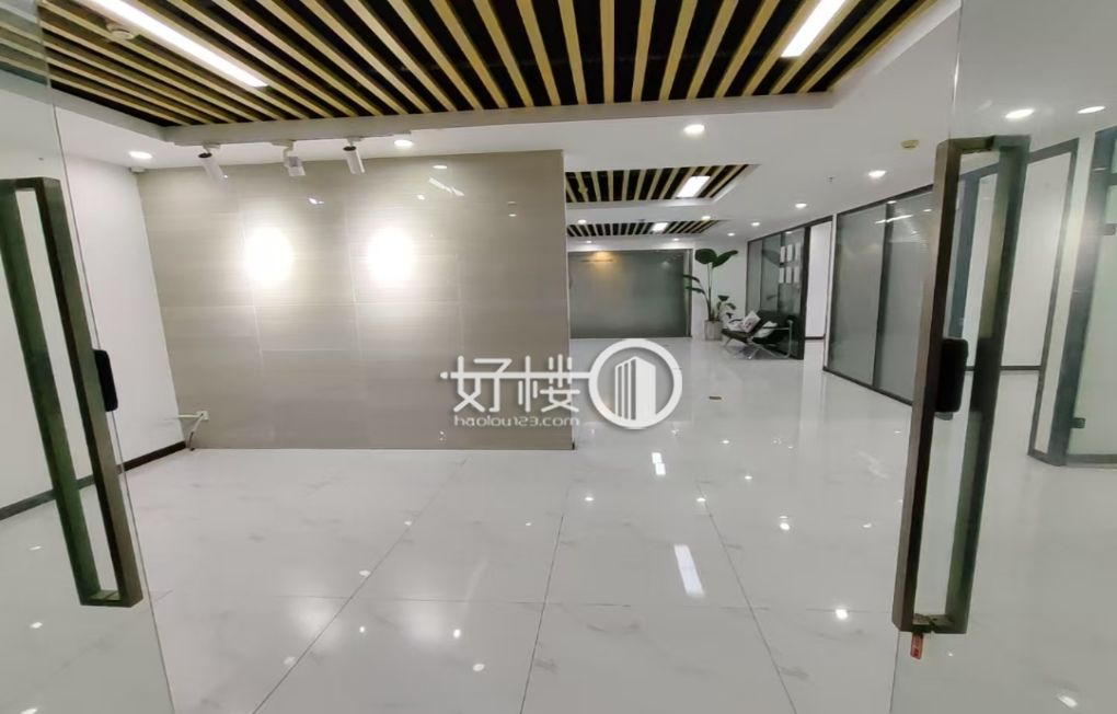 龙湖时代天街 三个办公室一个大厅 带家具拎包入住m²写字楼|办公室出租|租赁/租金/图片