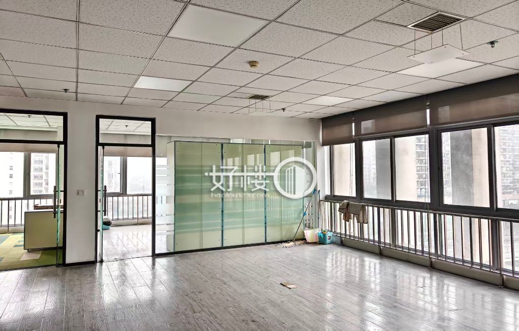 龙湖水晶国际丨端头户型双面采光好，多隔间，多功能写字楼|办公室出租|租赁/租金/图片