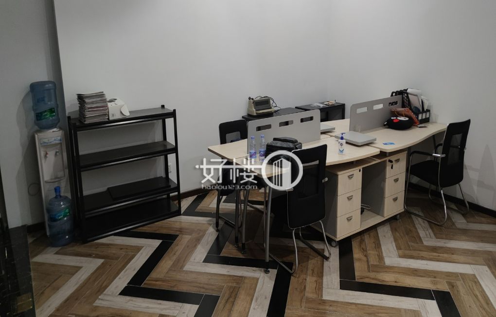 体育公园轻轨出口，龙湖源著南区，精装办公室出租。写字楼|办公室出租|租赁/租金/图片