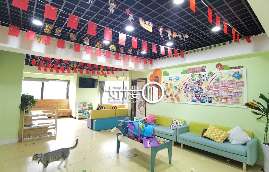 龙湖源著经典小户型出租 精装带家具 拎包入住 写字楼|办公室出租|租赁/租金/图片