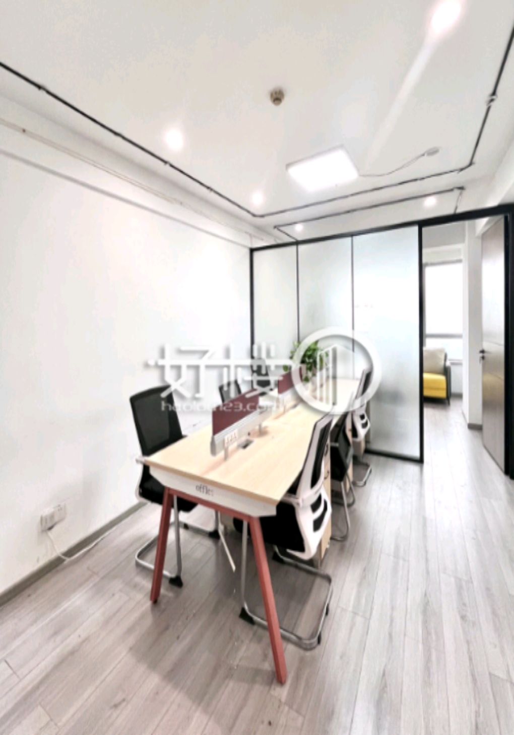 杨家坪轨道站旁 精装小户 带家具招租 可注册公司写字楼|办公室出租|租赁/租金/图片