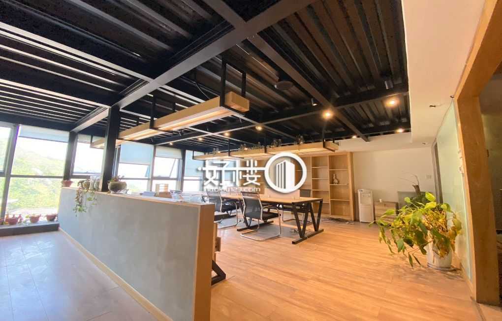 保利中心写字楼出售：坐拥一线江景，尽享核心区位优势