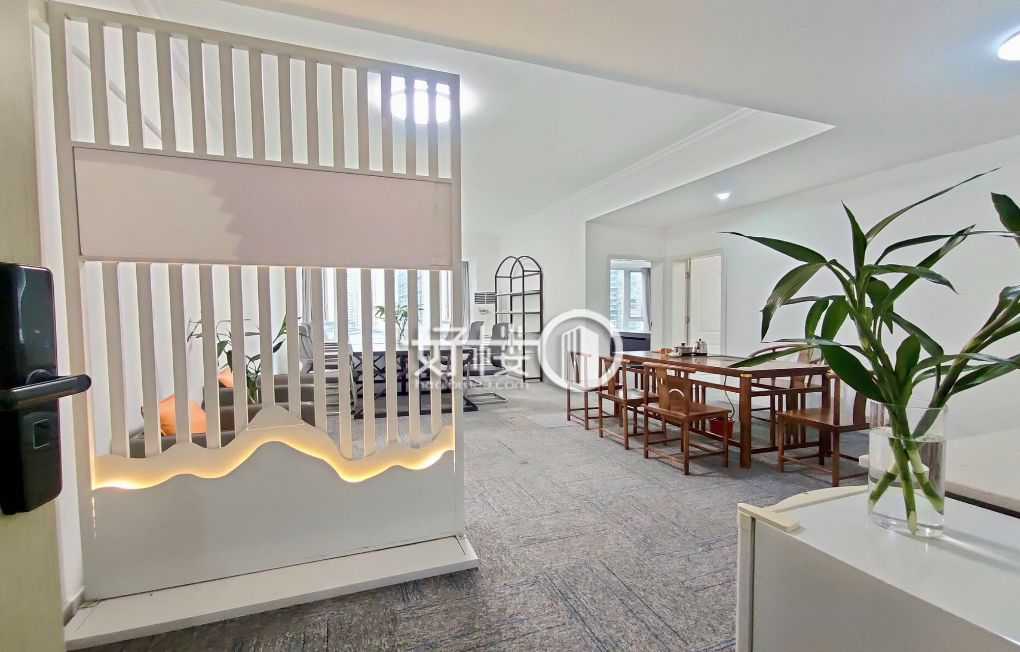 南岸区南坪优质办公室出租 亚太商谷好房源助力拎包办公