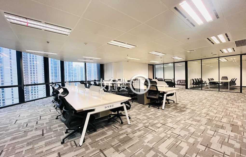 渝中区化龙桥企业天地 5 号楼：看江景的办公室出租，赋能企业高效发展