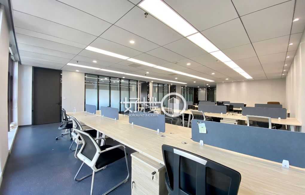 两江新区冉家坝体育公园精装写字楼出售：即买即驻的成熟商务空间